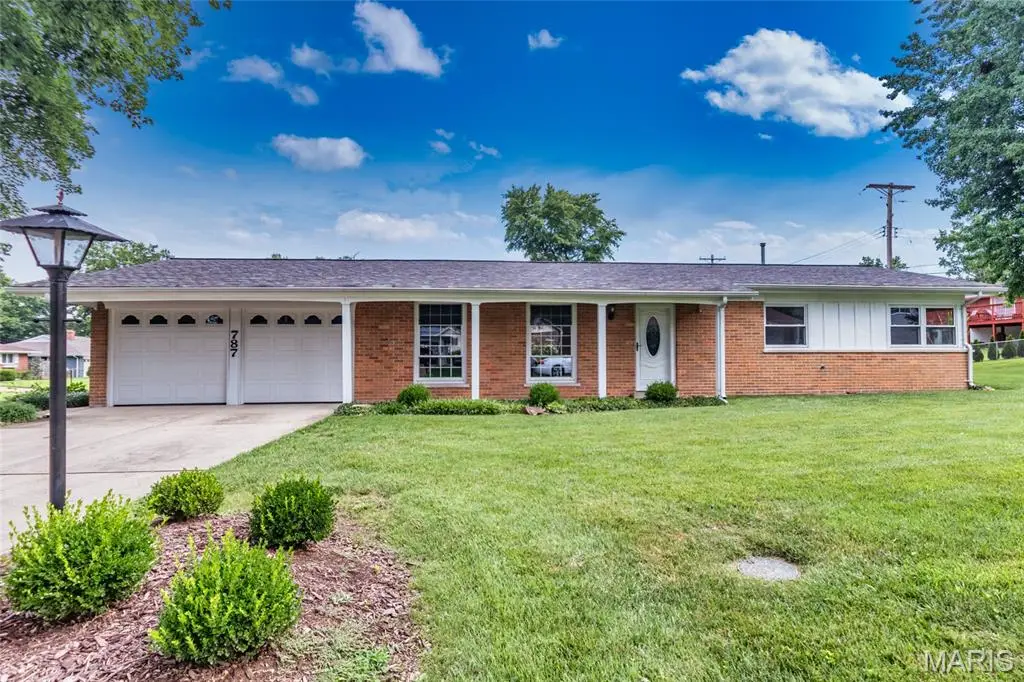 787 Chevron Drive, Saint Louis, MO 63125 - #1