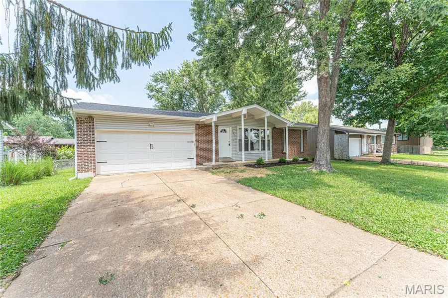 1405 Birch Drive, Pacific, MO 63069 - #2