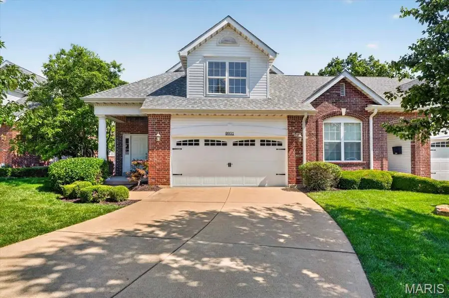 8931 Hilltop Manor Drive, Saint Louis, MO 63132 - #2