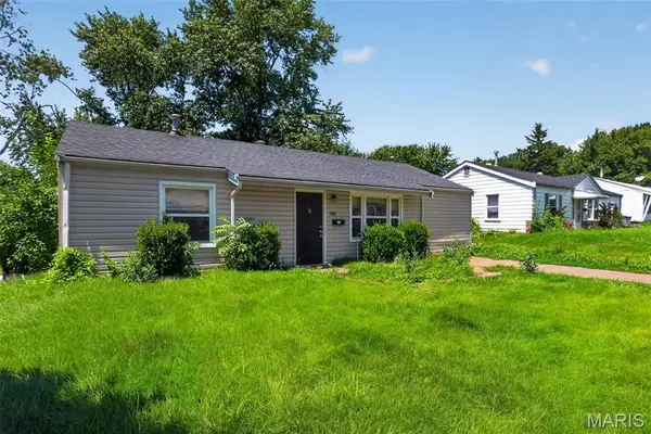 9851 Vickie Place, St Louis, MO 63136