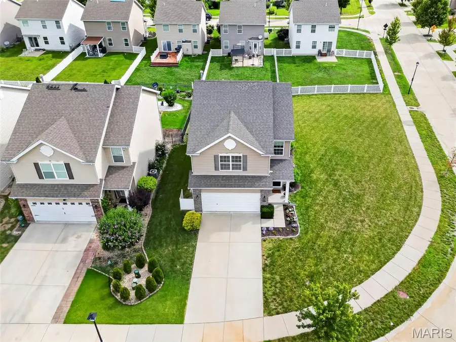 3381 Charlestowne Crossing Drive, Saint Charles, MO 63301 - #2