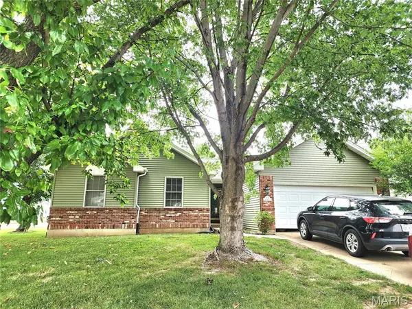 1236 Saint Matthew Avenue, O'Fallon, MO 63366