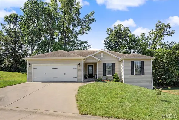206 Eagles Crossing, Cape Girardeau, MO 63701