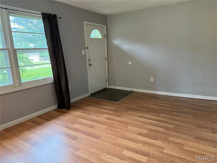 981 Westridge Drive, Pacific, MO 63069 - #2