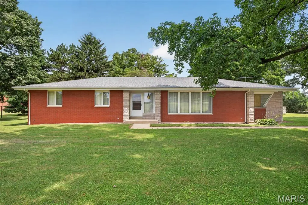 11405 Lake Road, Highland, IL 62249 - #1