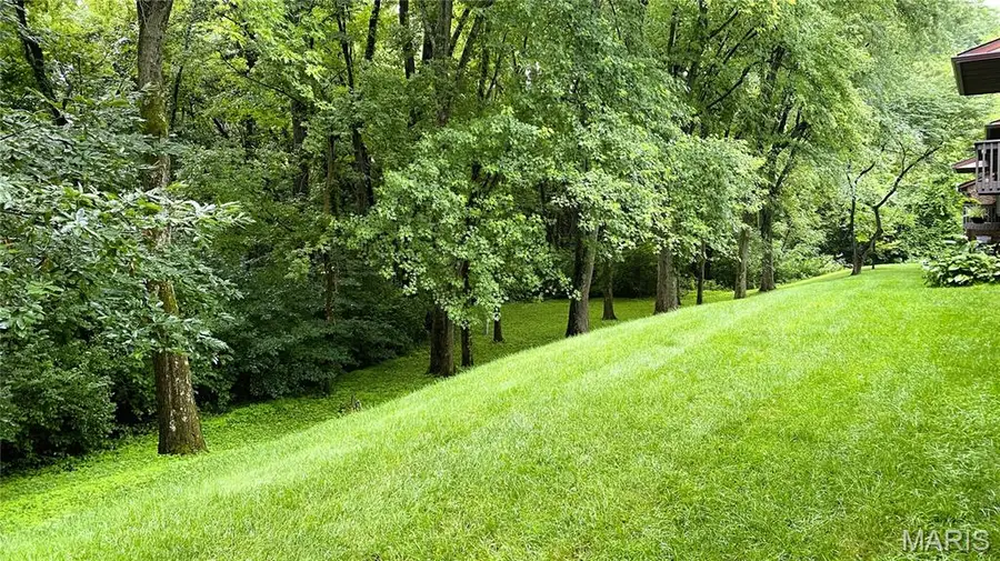 307 Northcrest Drive, Collinsville, IL 62234 - #2