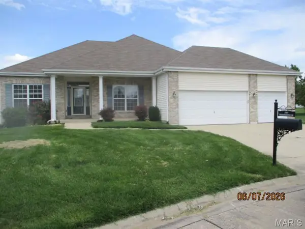 2613 Westinghouse Drive, Belleville, IL 62221