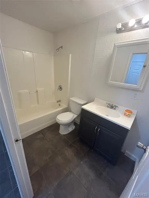30 Saint Gregory Drive, Cahokia, IL 62206 - #2