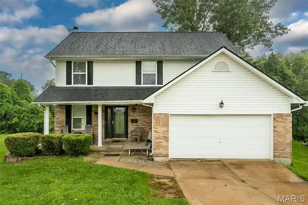 2328 Pohlman Road, Florissant, MO 63033