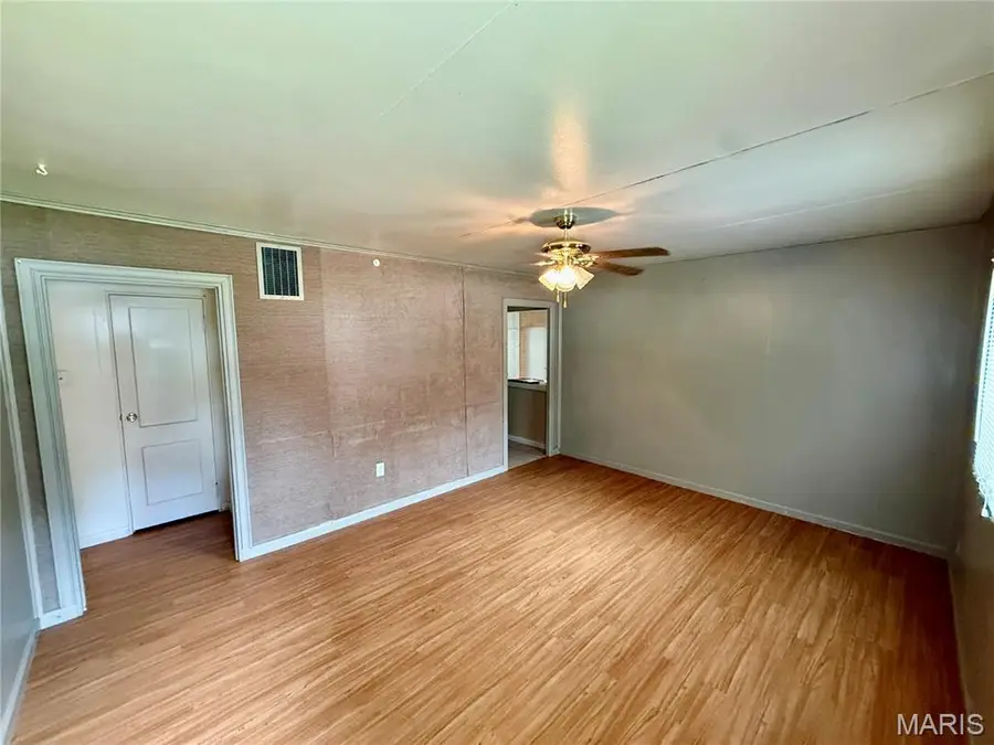 330 N 40th Street, Belleville, IL 62226 - #2
