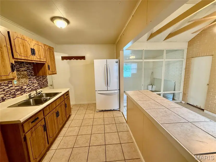 330 N 40th Street, Belleville, IL 62226 - #3