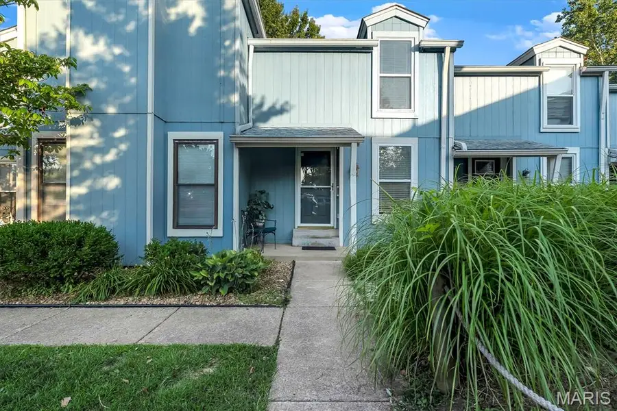 43 Breezy Knoll Lane, Lake Saint Louis, MO 63367 - #2