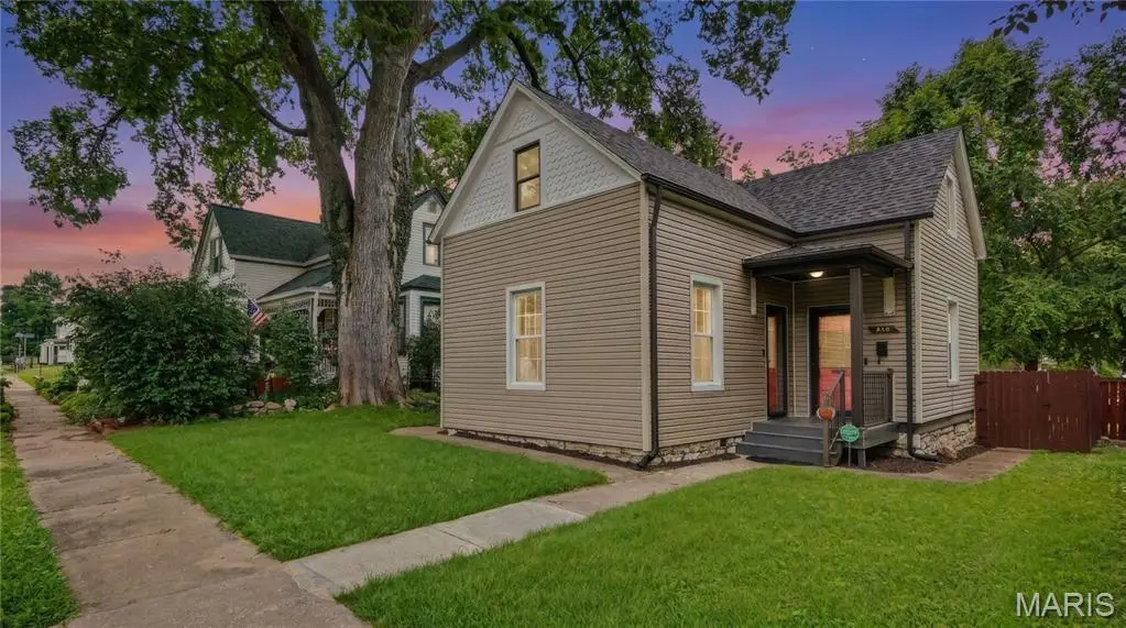318 N Benton Avenue, Saint Charles, MO 63301 - #1