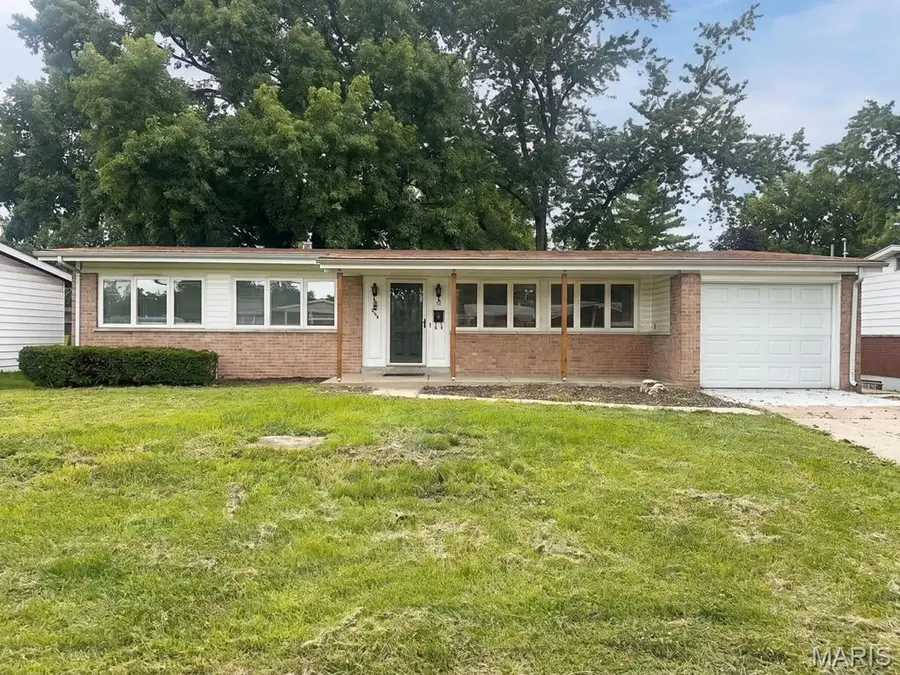3145 Parker Road, Florissant, MO 63033 - #2