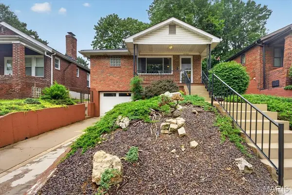 2105 Princeton Place, Richmond Heights, MO 63117