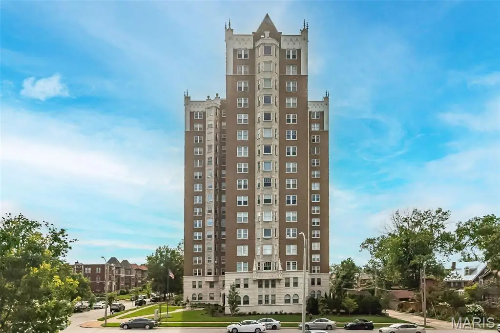 625 S Skinker Boulevard #401, Saint Louis, MO 63105 - #1