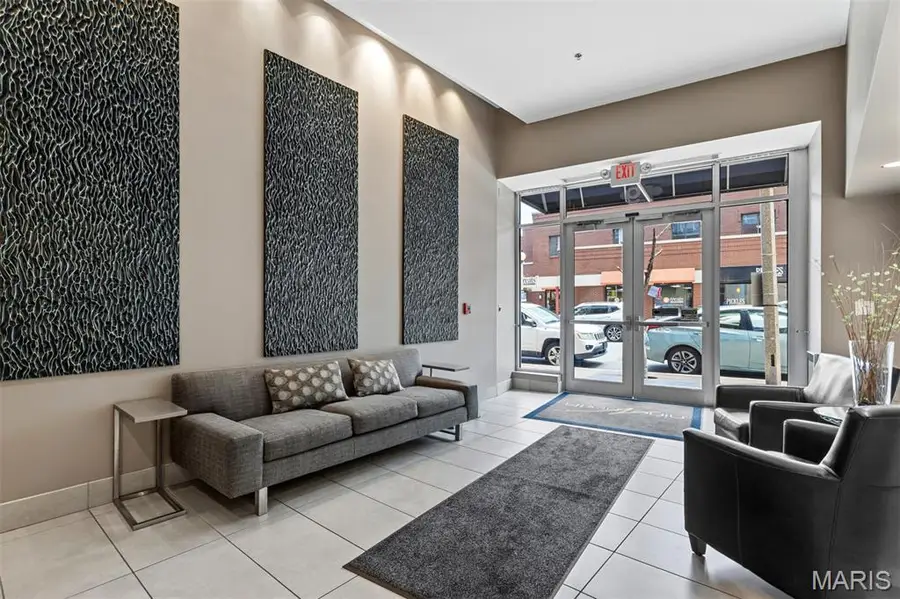 9 N Euclid Avenue #604, Saint Louis, MO 63108 - #3