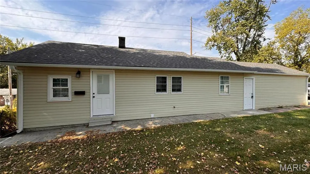524 5th Street, Bethalto, IL 62010 - #1