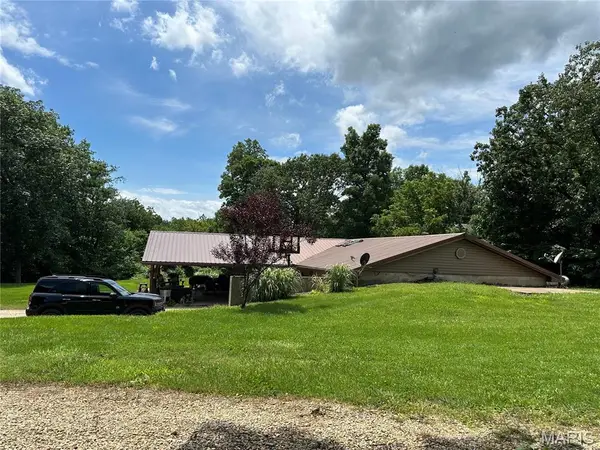 3329 Boettcher Road, Bland, MO 65014
