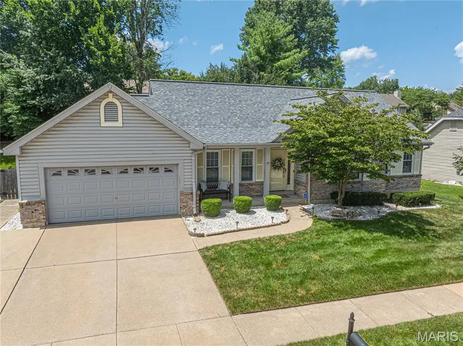 25 Beaujolais Drive, Florissant, MO 63031 - #2