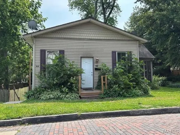 202 Wabash Avenue, Belleville, IL 62220
