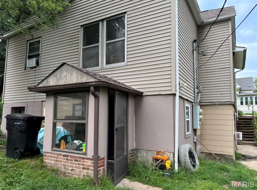202 Wabash Avenue, Belleville, IL 62220 - #3