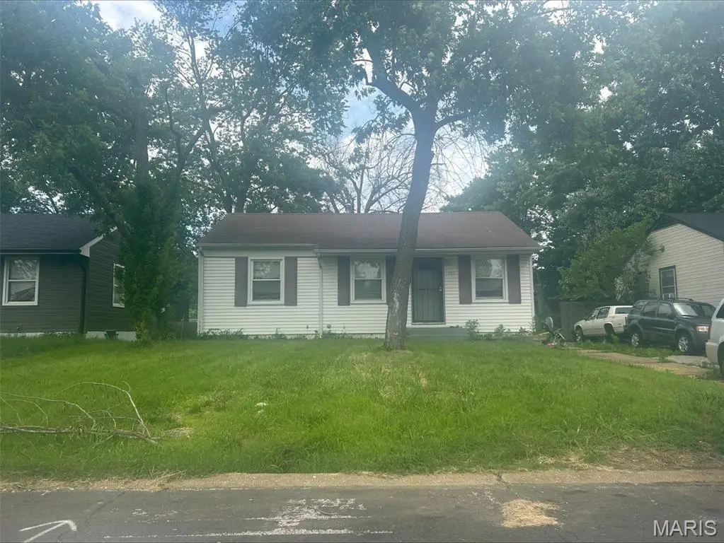 321 Midlothian Road, Saint Louis, MO 63137 - #1