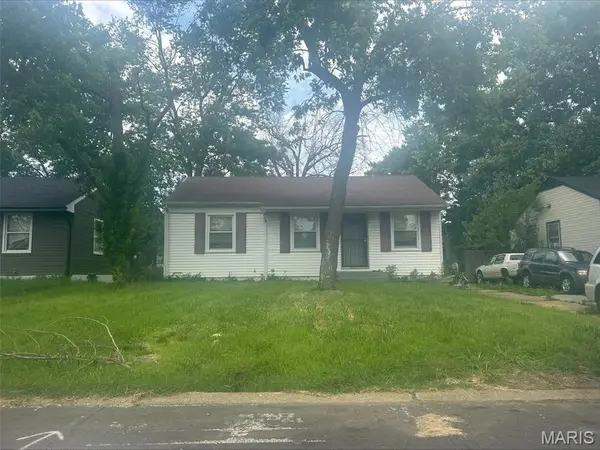 321 Midlothian Road, St Louis, MO 63137