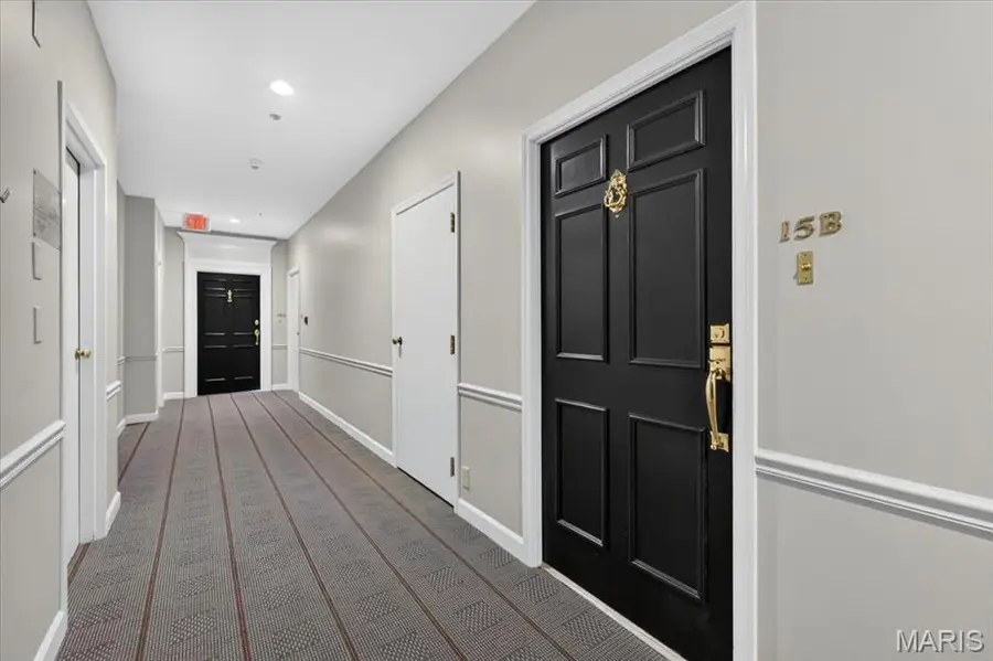 816 S Hanley Road #15B, Clayton, MO 63105 - #2