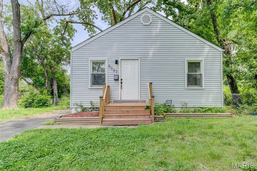 8067 Aline Avenue, Saint Louis, MO 63134 - #1