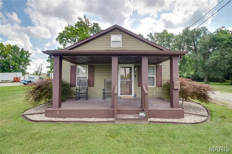 33 S Williams Street, Cottage Hills, IL 62018 - #2