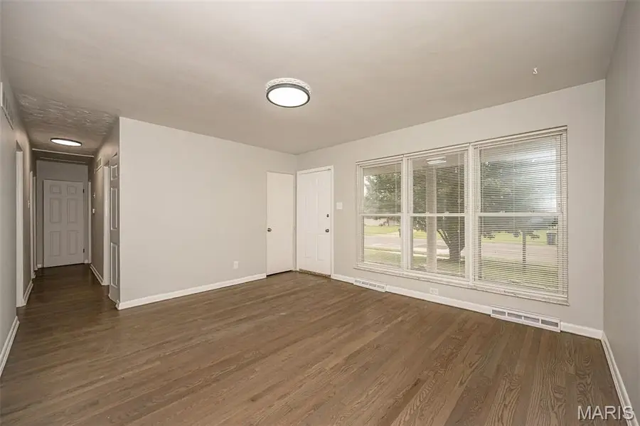 275 Paul Avenue, Florissant, MO 63031 - #3