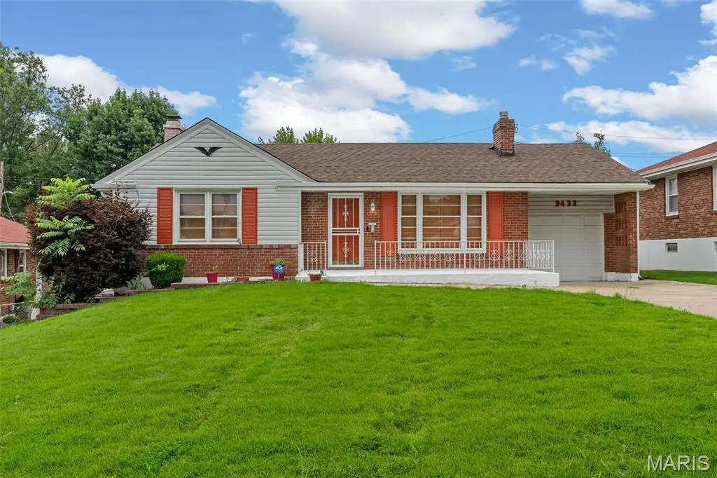9438 Edgewater Drive, Saint Louis, MO 63136 - #1