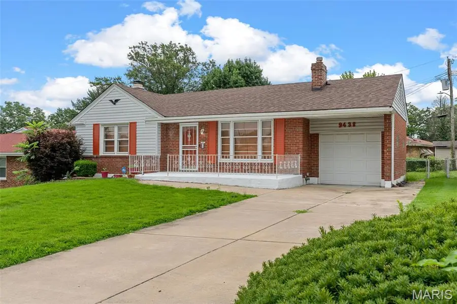 9438 Edgewater Drive, Saint Louis, MO 63136 - #2