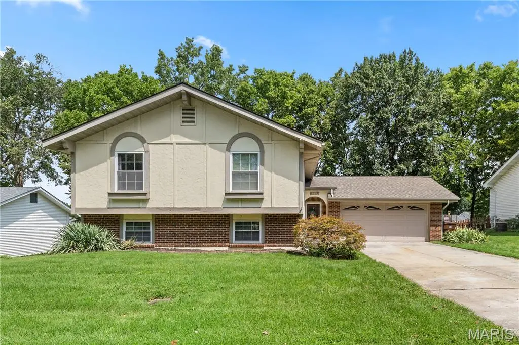4036 Bellvue Drive, Saint Peters, MO 63376 - #1