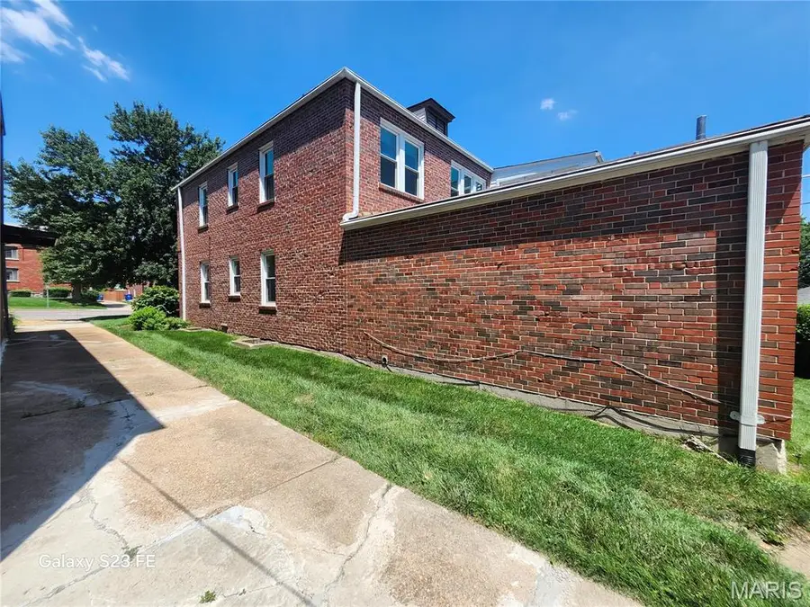 8000 Delmar Boulevard, Saint Louis, MO 63130 - #3