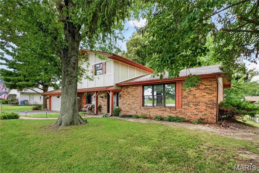 3415 Frank Scott Parkway, Belleville, IL 62223 - #3