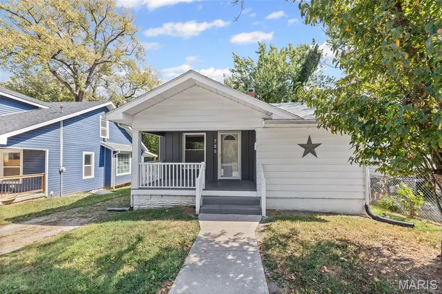 725 Park Drive, Alton, IL 62002 - #2