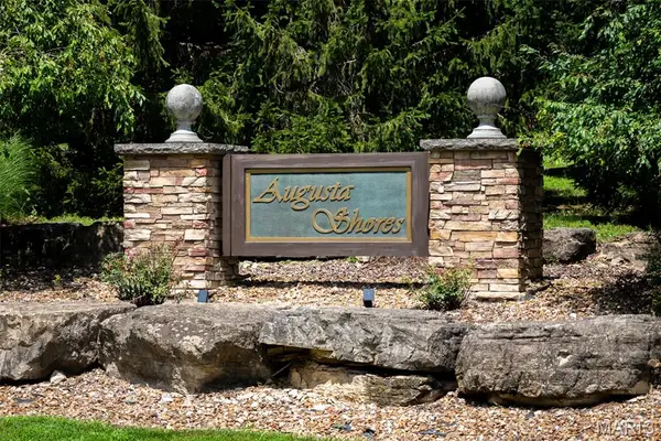 4397 Augusta Shores Drive, Augusta, MO 63332
