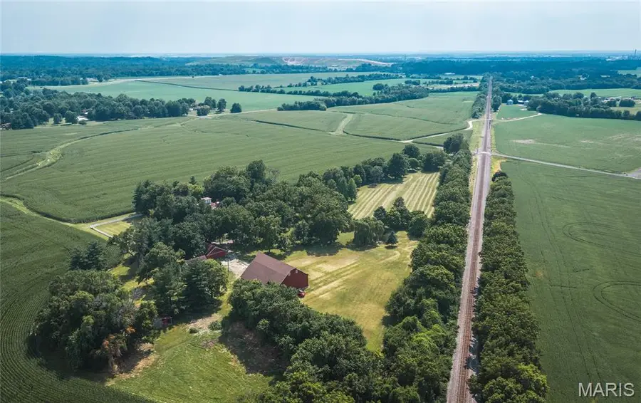 5214 Smith Drive, Edwardsville, IL 62025 - #3