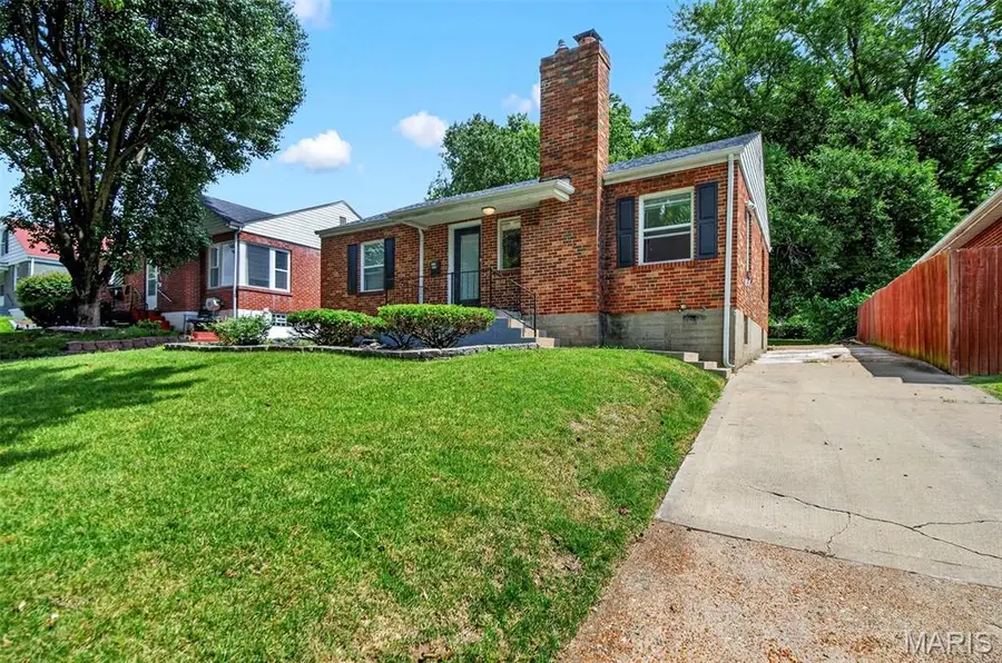 7541 Norwalk Lane, Saint Louis, MO 63121 - #3
