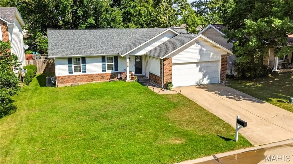 110 Barrington Drive, Saint Peters, MO 63376 - #1