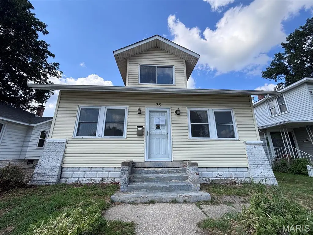 75 Eckhard Avenue, Wood River, IL 62095 - #1