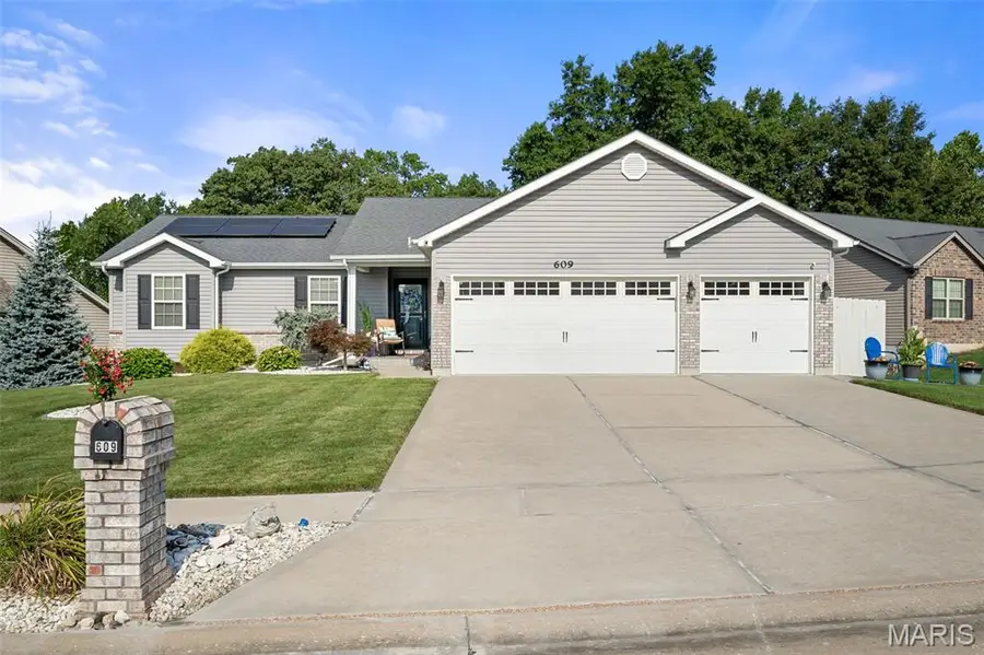 609 Courageous Lane, Wentzville, MO 63385 - #2