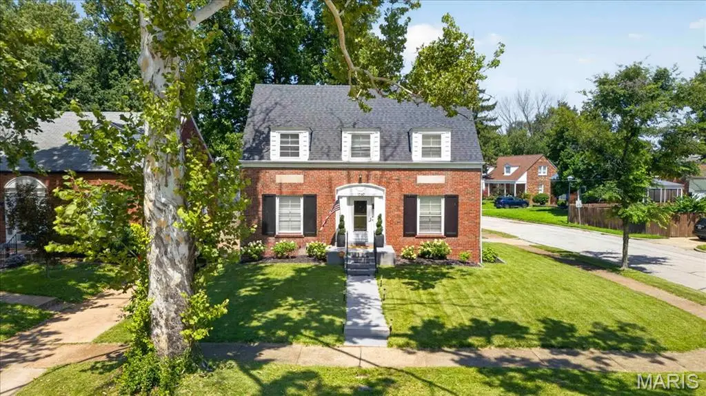 1067 Wilson Avenue, Saint Louis, MO 63130 - #1