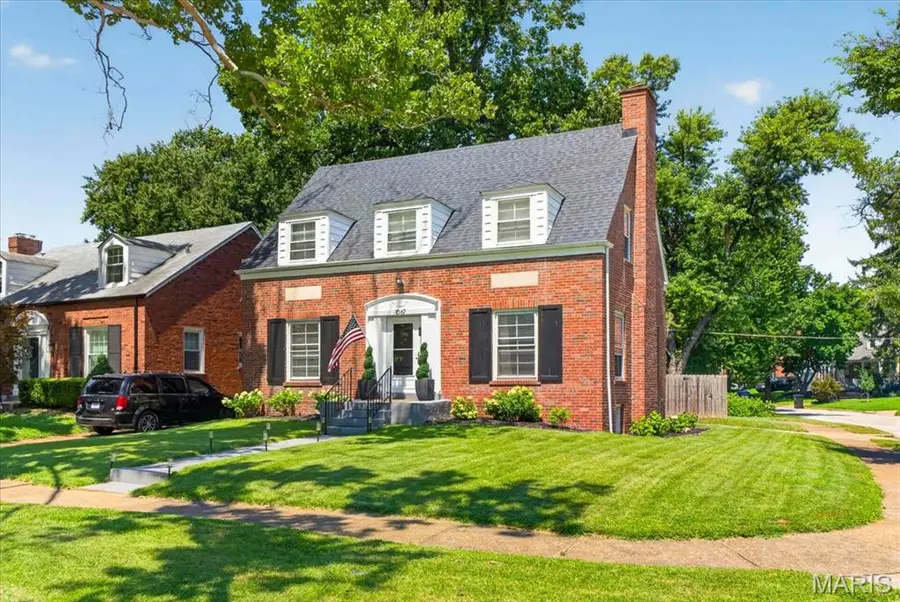 1067 Wilson Avenue, Saint Louis, MO 63130 - #3