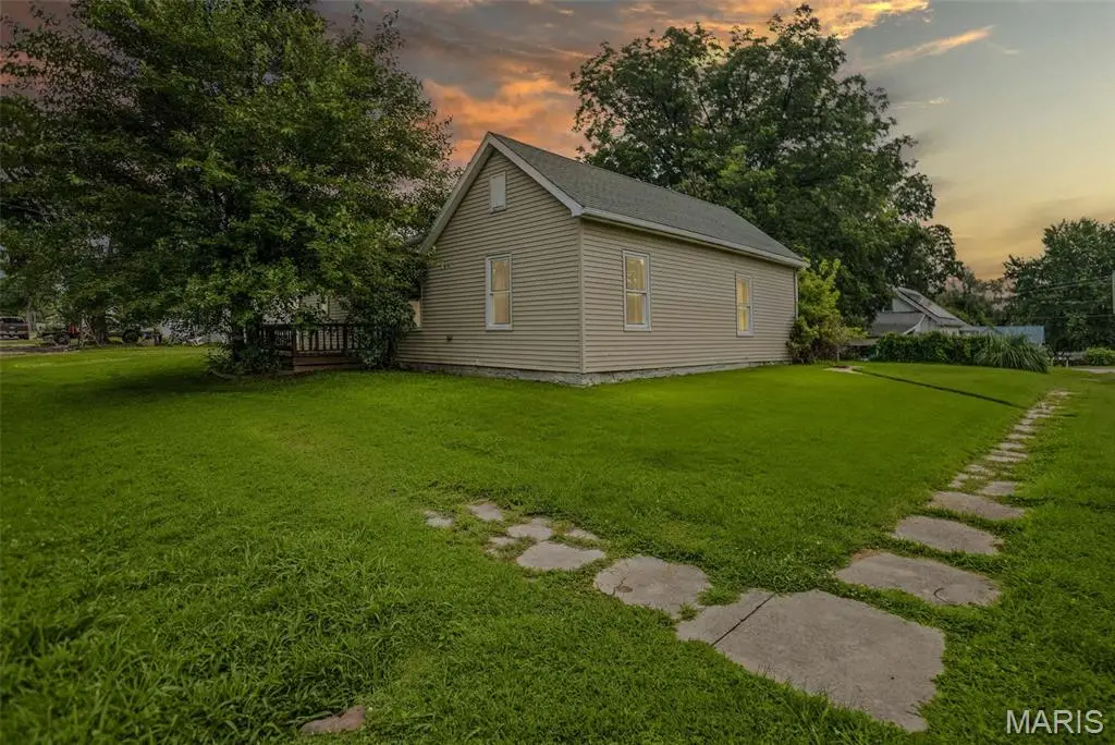 204 W Union Street, Pleasant Hill, IL 62366 - #1