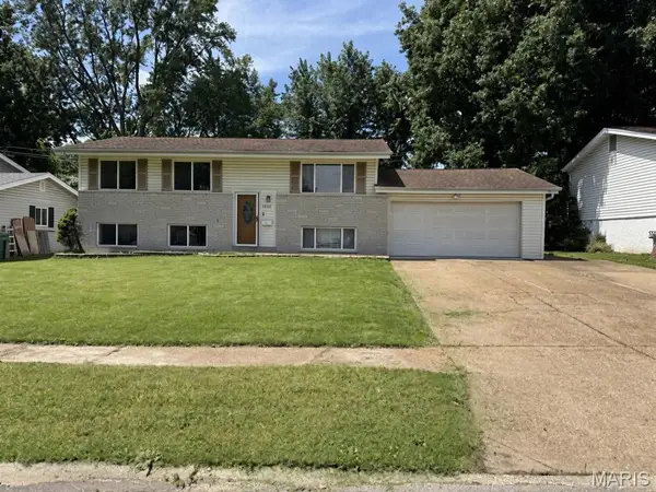 1860 Bobbinray Avenue, Florissant, MO 63031