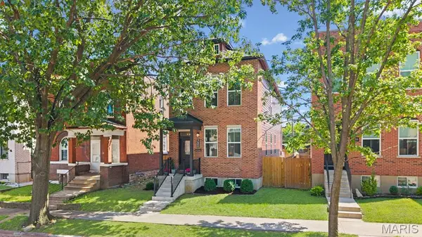 3406 Vista Avenue, St Louis, MO 63104
