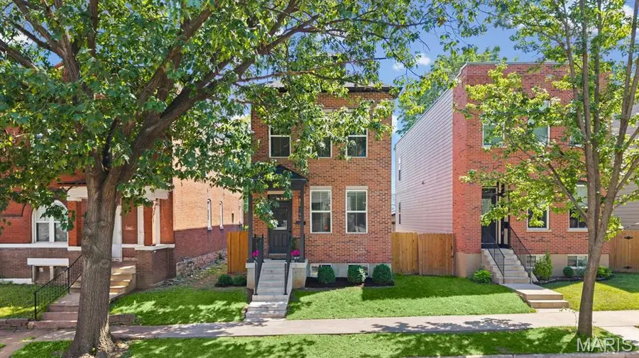 3406 Vista Avenue, Saint Louis, MO 63104 - #2